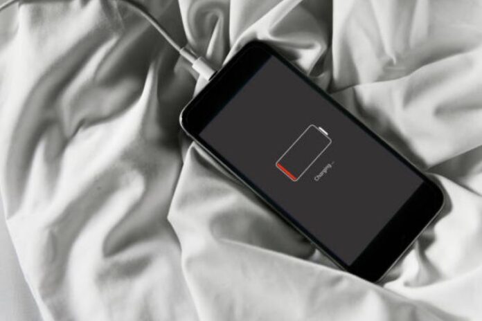 5 Hard Truths about Sleeping With Phones & How to Face Them